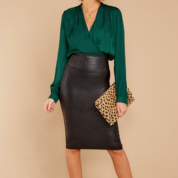 SPANX Dresses & Skirts - NWT Spanx Faux Leather Pencil Skirt 8